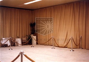 Image description is not available for 1984.018
